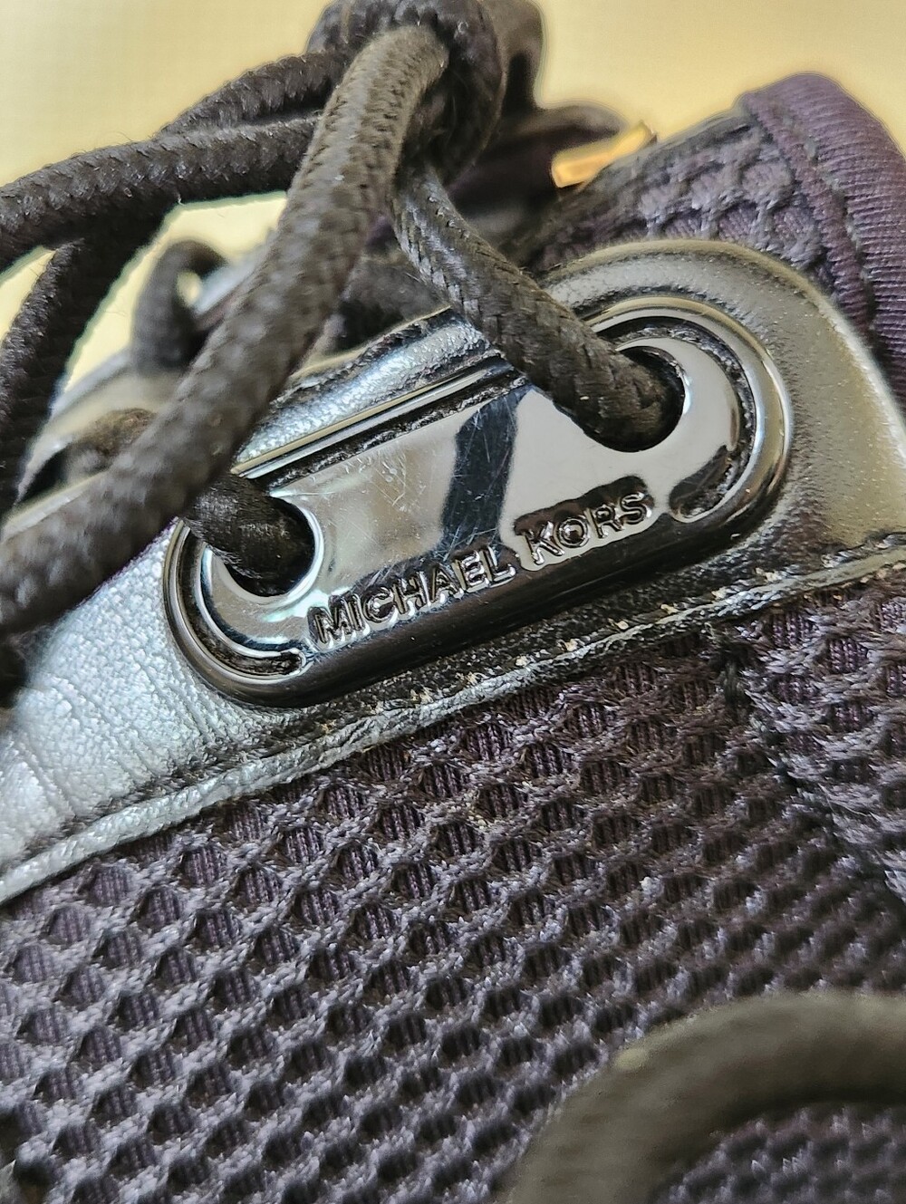 MICHAEL Michael Kors Miles Black Mesh Snake Trainer Sneakers Size 7.5M Snakeskin - Picture 16 of 16